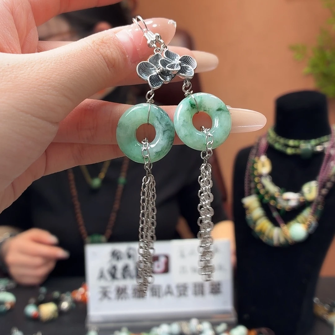 翡翠未镶嵌耳饰耳饰