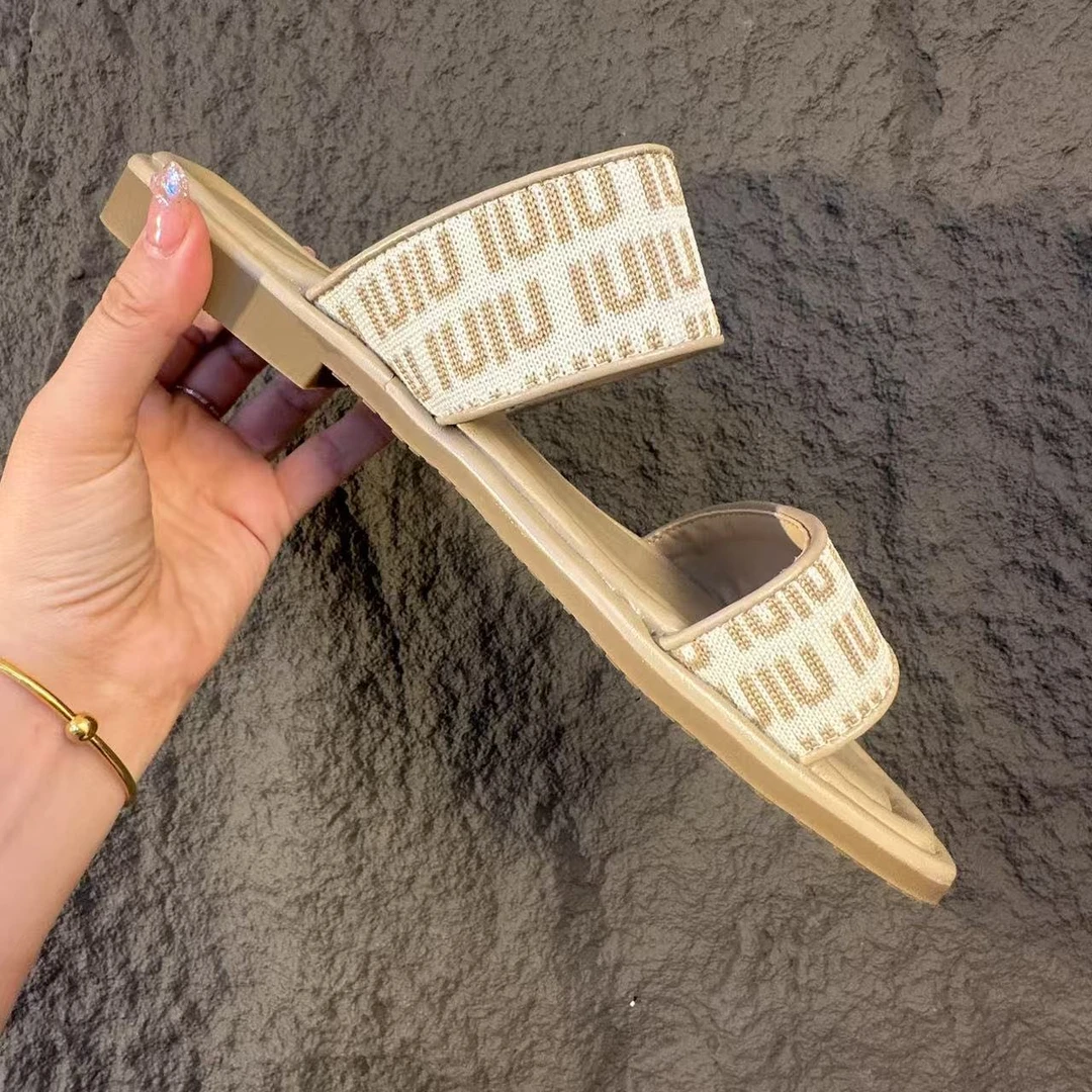 【卷姐】8-2 夏季新款小众设计感复古编织平低跟沙滩凉拖鞋女外穿