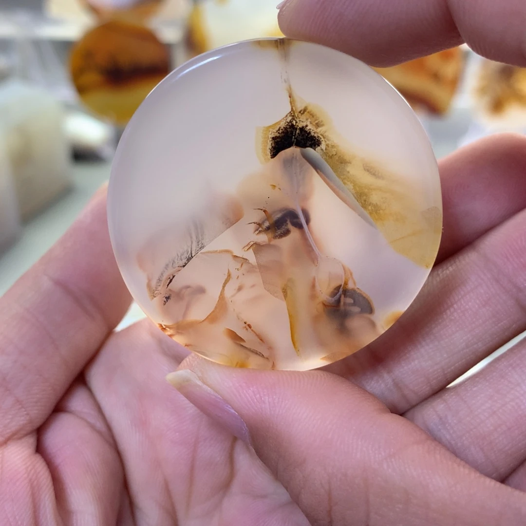 玛瑙/玉髓颈饰未镶嵌