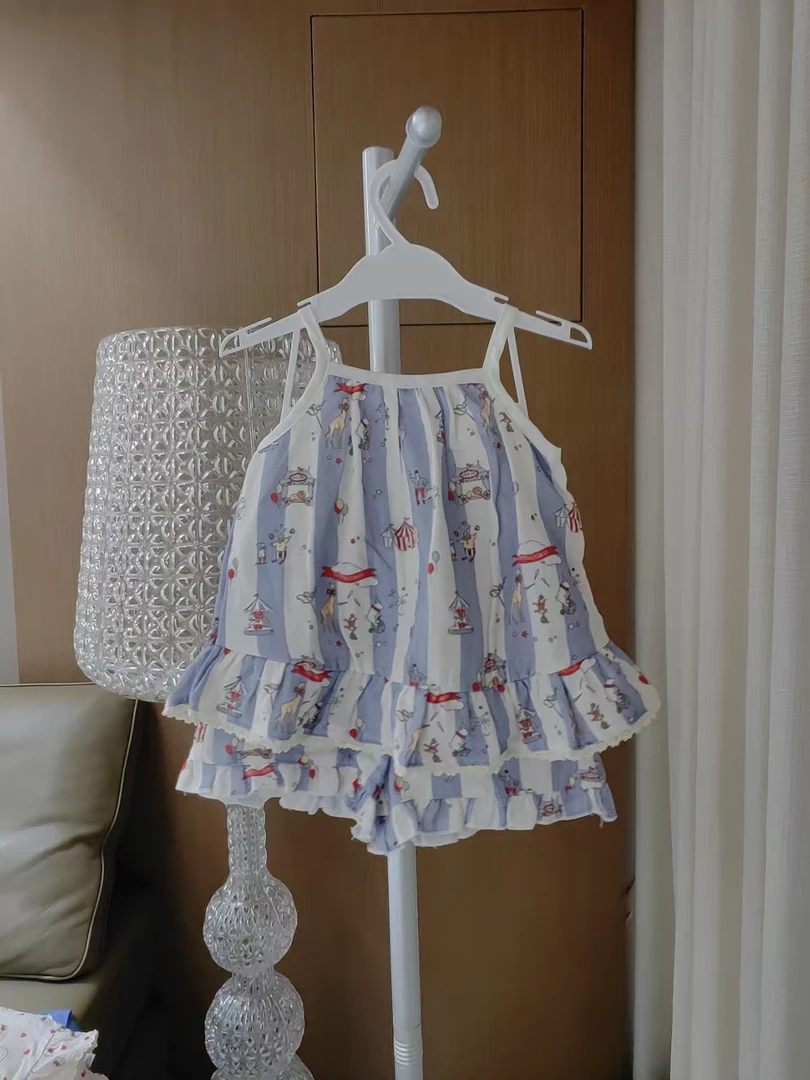 木马 五色吊带衫配短裤套装