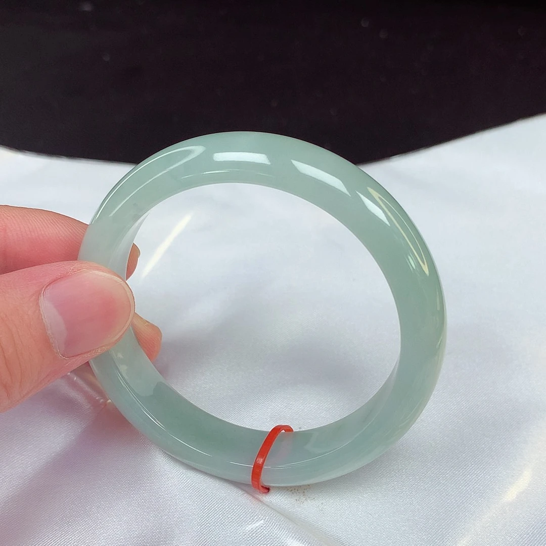 翡翠手镯未镶嵌023