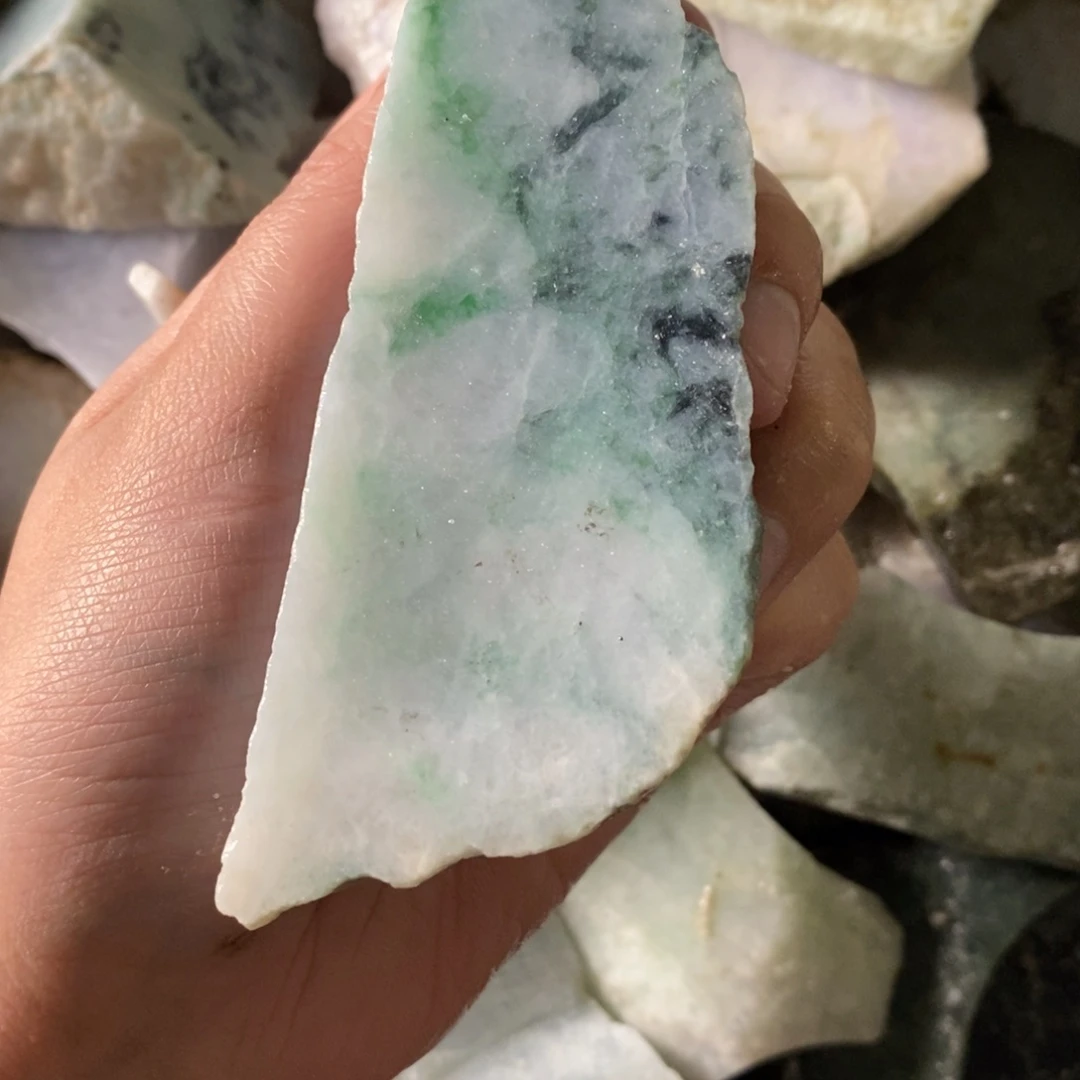 翡翠未镶嵌颈饰天然翡翠