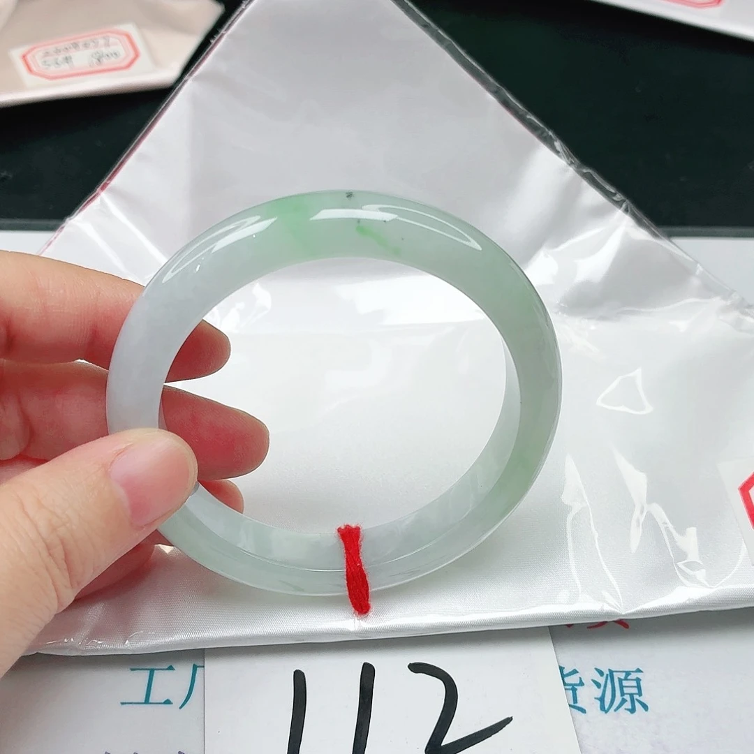 未镶嵌手镯翡翠56