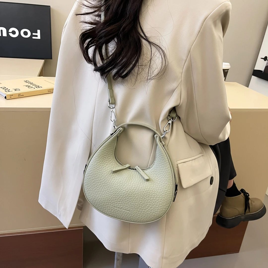2025春夏新款月牙包可单肩可斜挎网红洋气时尚百搭夏季真皮小众
