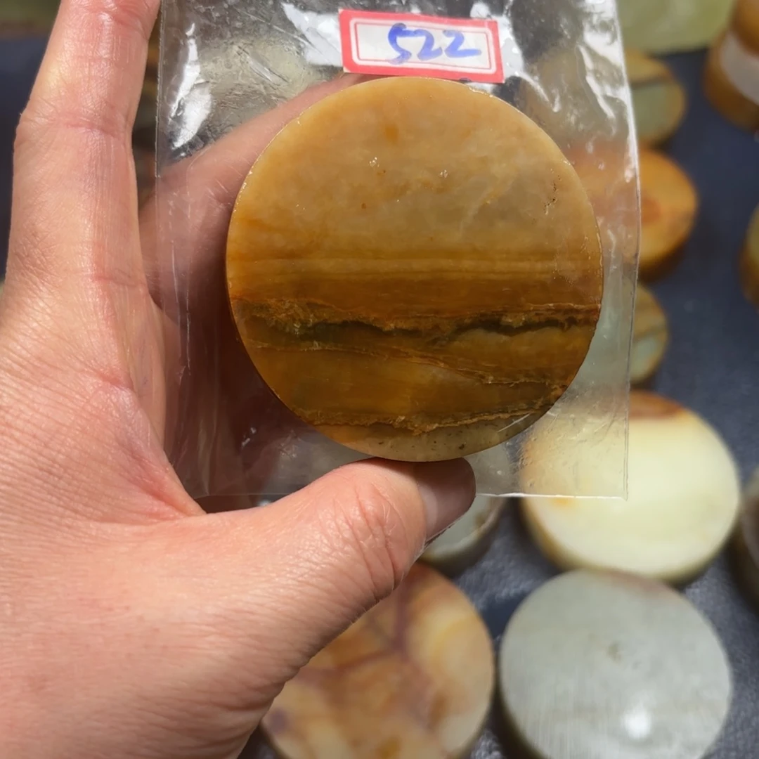 K***o蛇纹石玉未镶嵌珠宝奇石