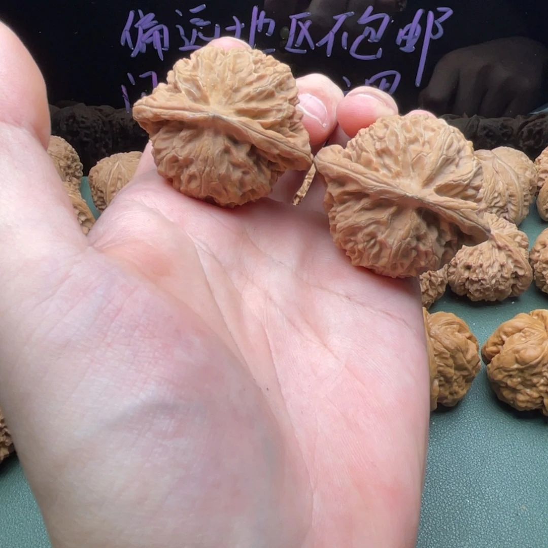 把件核桃45全品大宫灯