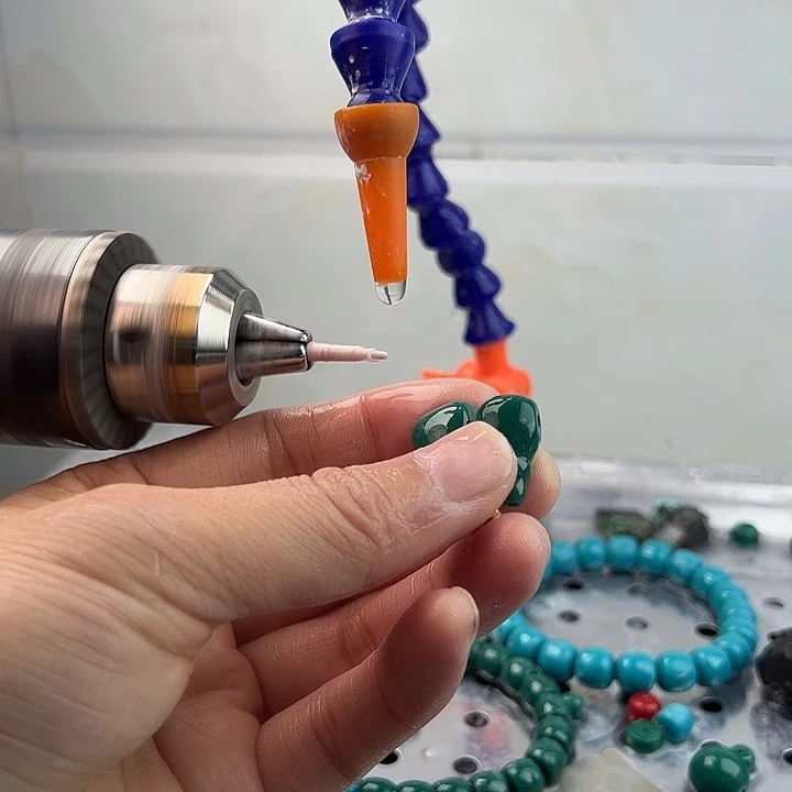 d***l石英石磁石10的圆珠 12的三通 ➕6的弟子珠4个