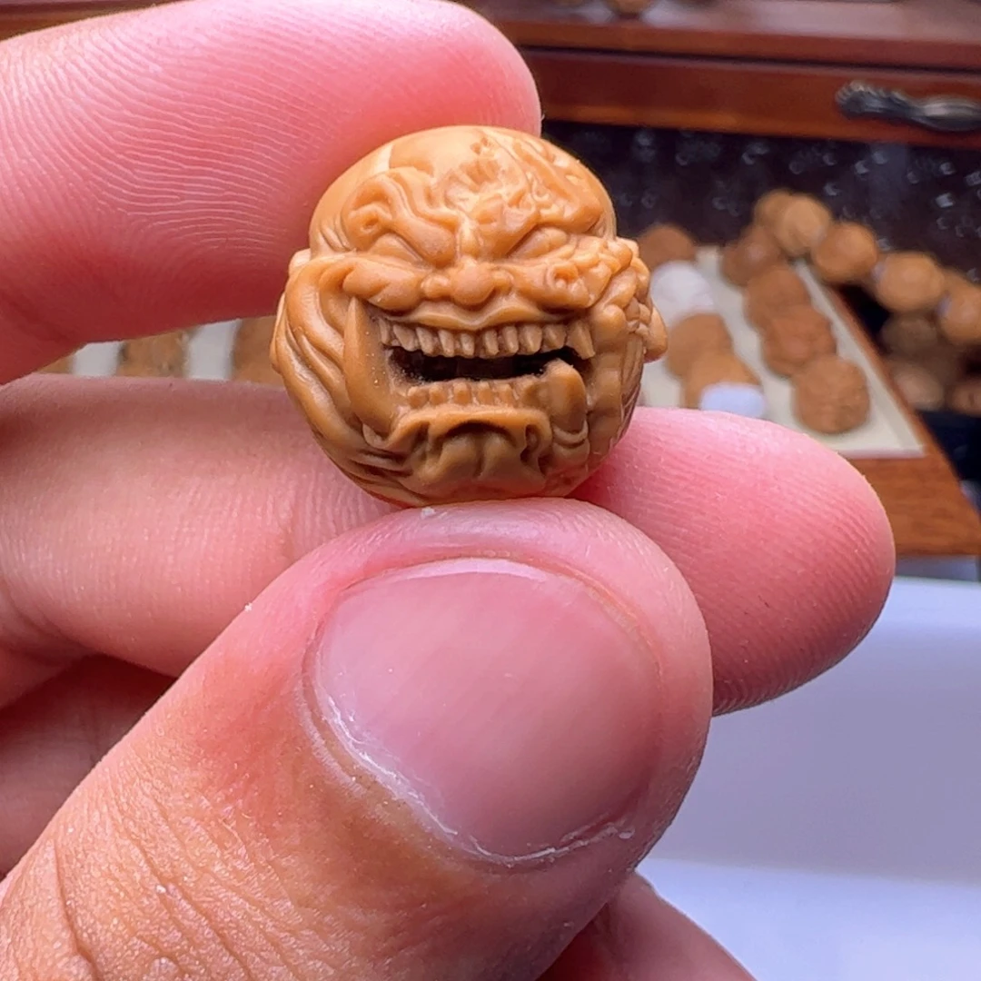 猴头核桃吊坠精工獠牙僧17.18