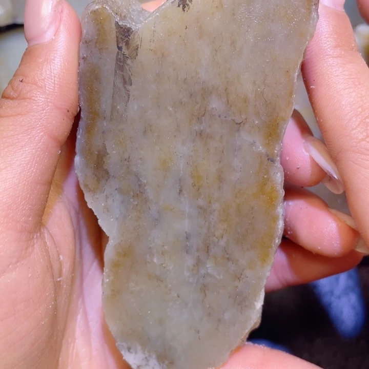 和田玉未镶嵌珠宝半成品