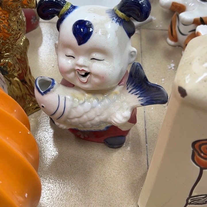 莎***儿瓷片微瑕陶瓷。。。。。。。。。。。。