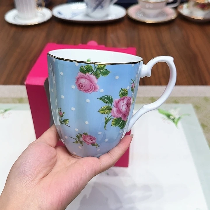 瓷片杯子杯子杯子水杯杯子水杯