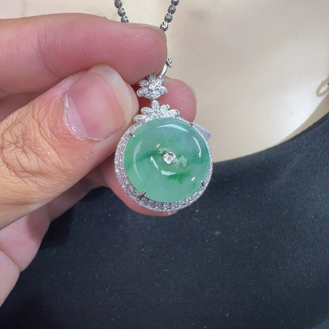 翡翠18K金镶嵌吊坠(不含链)