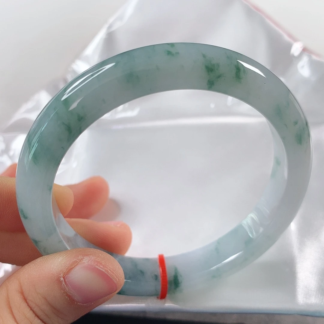 翡翠手镯未镶嵌 正圈①②⑦