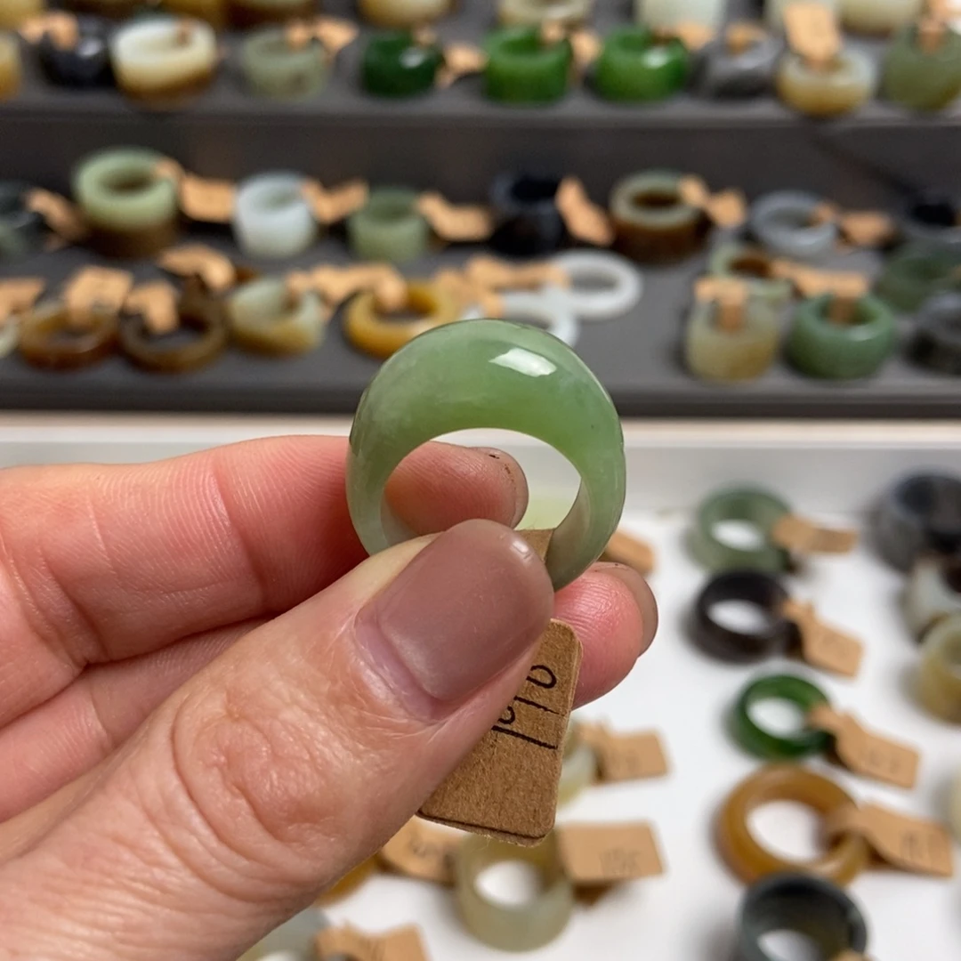 和田玉（糖玉）未镶嵌戒指