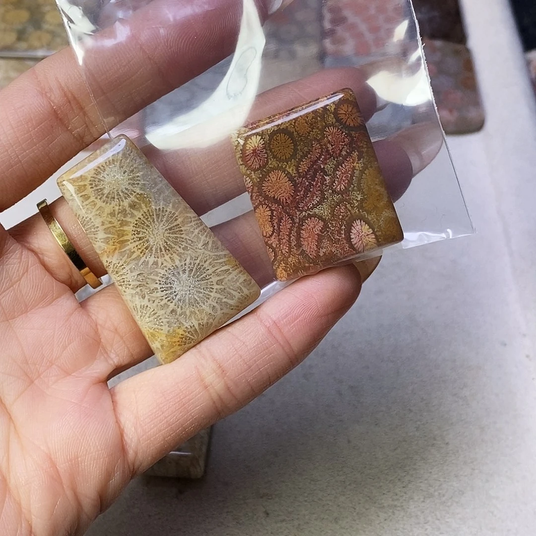 查罗石合金颈饰清*