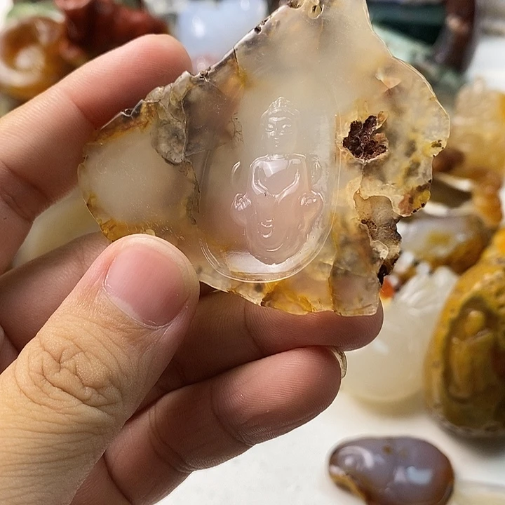 未镶嵌颈饰玛瑙/玉髓