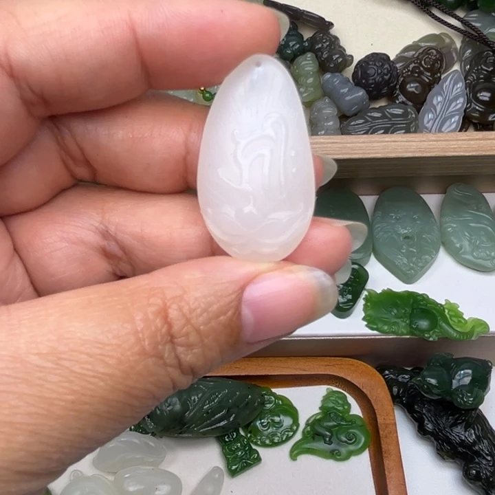 和田玉（白玉）未镶嵌颈饰