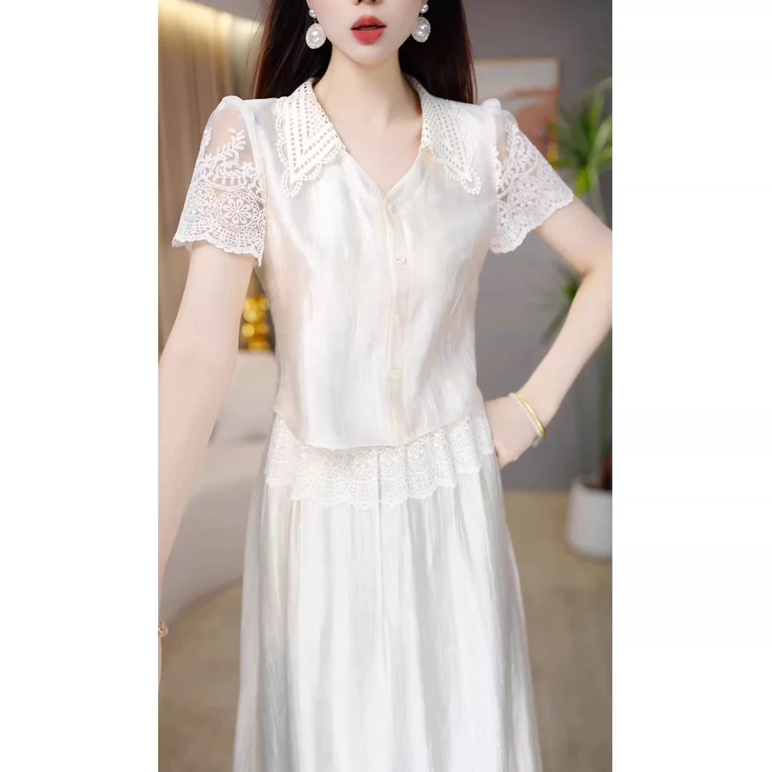 2025年夏季新款时尚气质显瘦设计感蕾丝花边拼接中长款短袖连衣裙