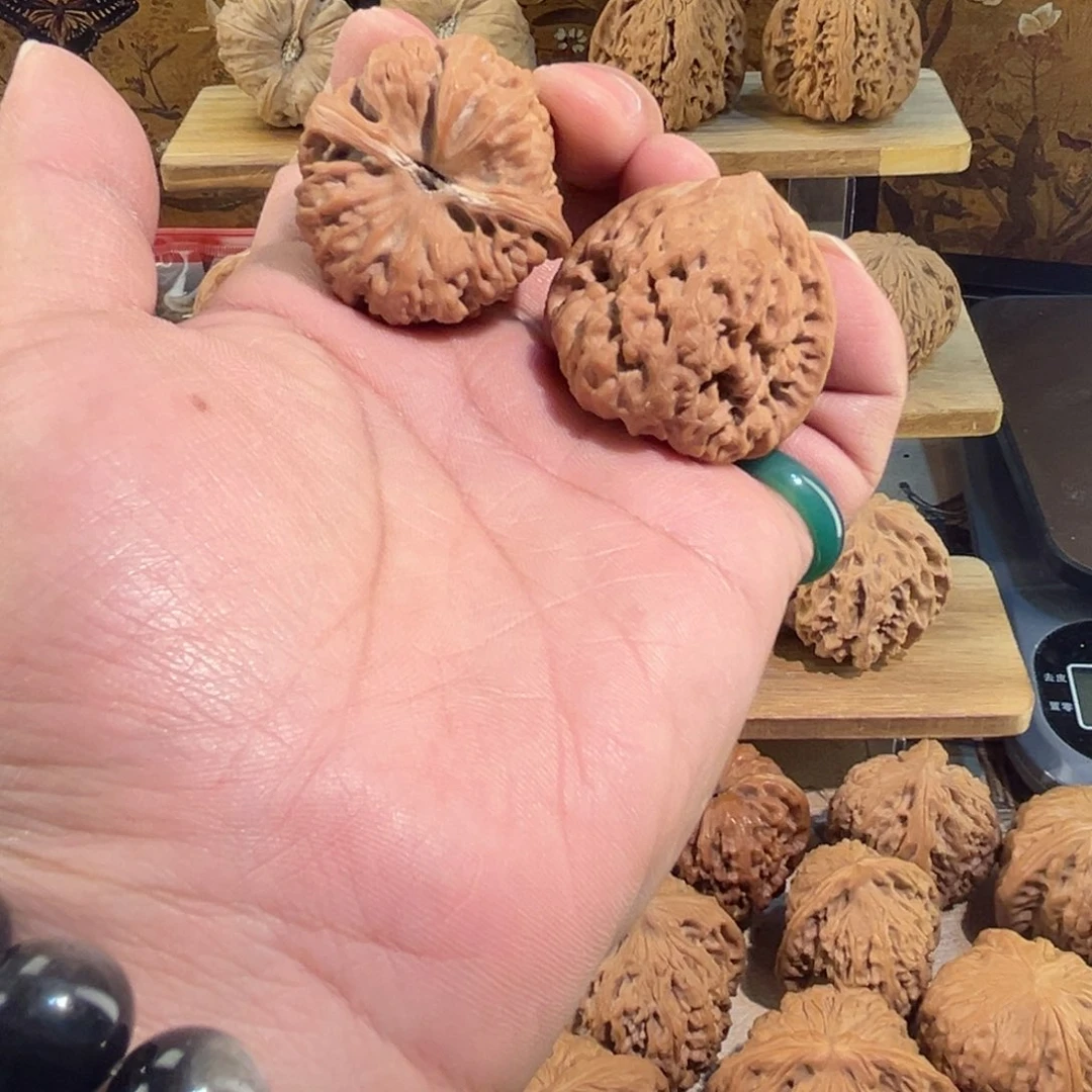 把件文玩核桃平台凹地38,39.40