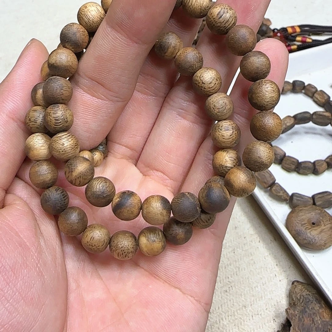 沉香沉香碎屑奇楠沉香圆珠单圈0.8-4g多样性发一条