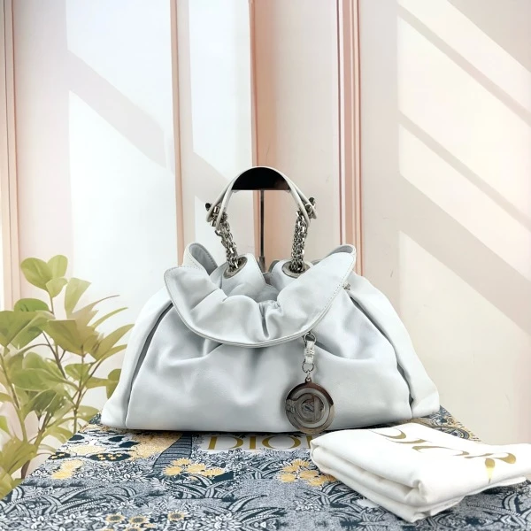 迪奥/包包/95新/37*14*22/C536845009