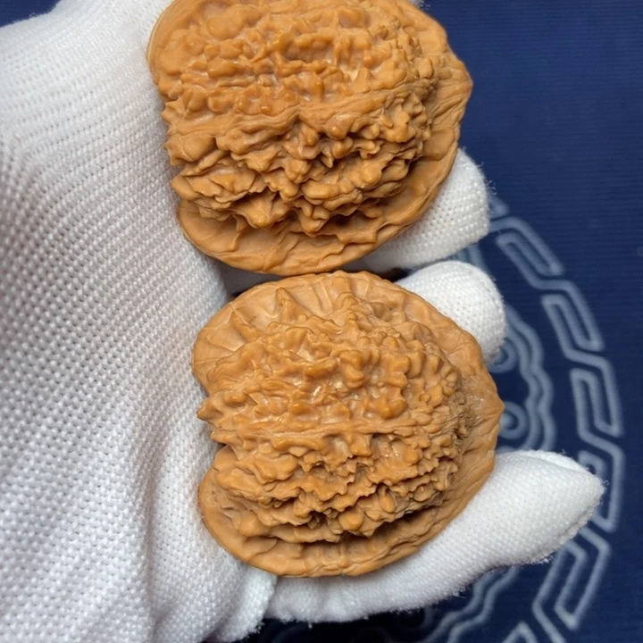 辞****核桃文玩核桃满天星
