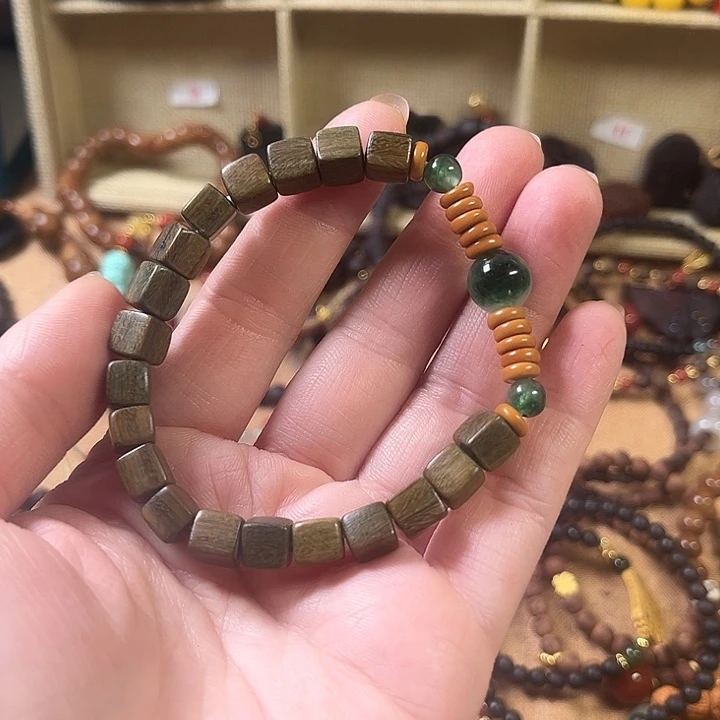 维腊木（绿檀）手串/手链绿檀