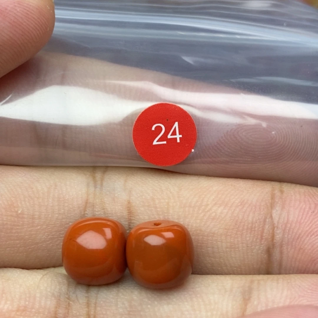 南红玛瑙未镶嵌南红玛瑙有瑕疵