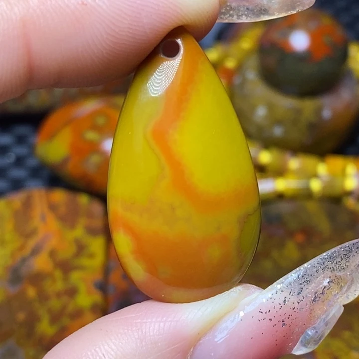 玛瑙/玉髓颈饰足银镀金镶嵌