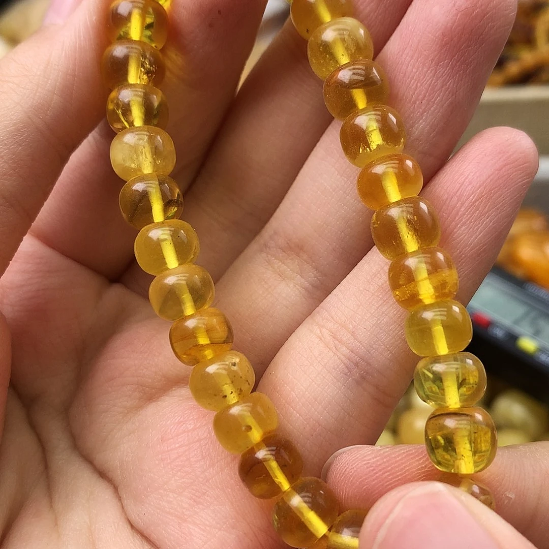 未镶嵌琥珀珠宝奇石