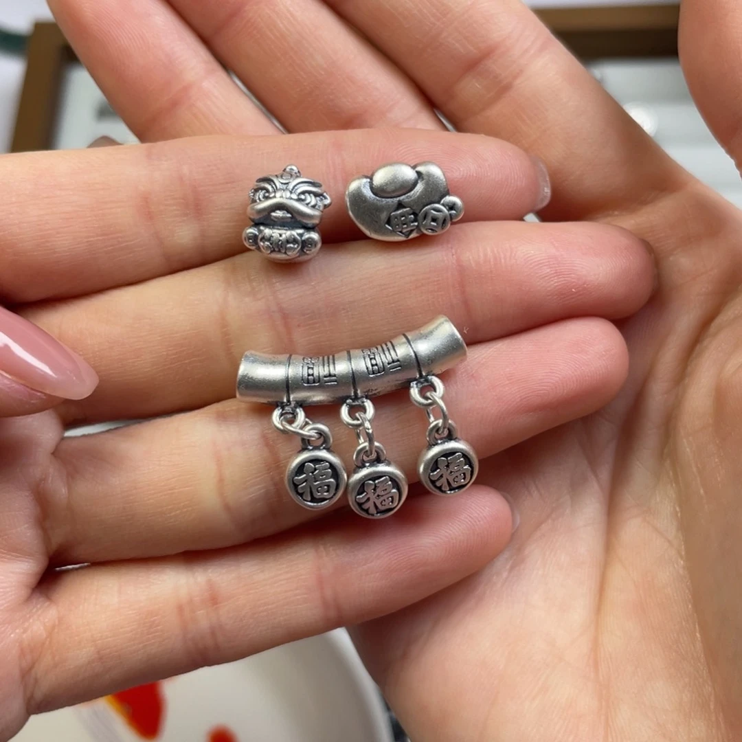 翡翠吊坠(不含链)未镶嵌淡**笑