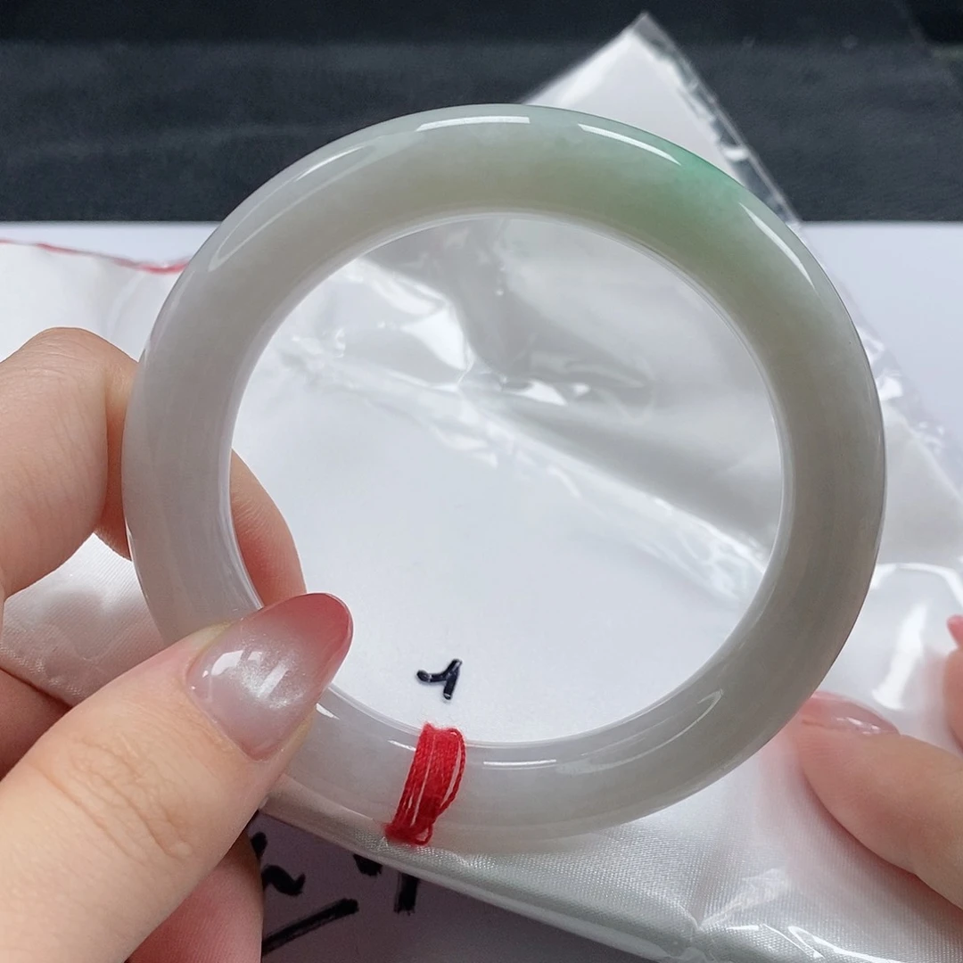 【闪购商品】翡翠手镯（圆镯）未镶嵌301号