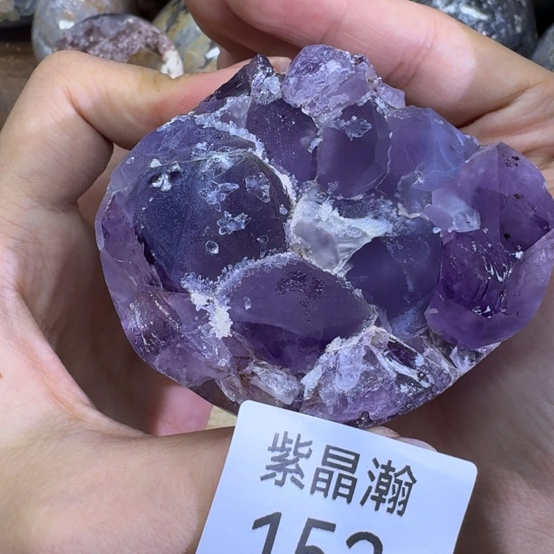 未镶嵌水晶大型摆件（非配饰）