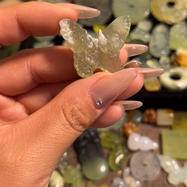 蛇纹石玉合金颈饰