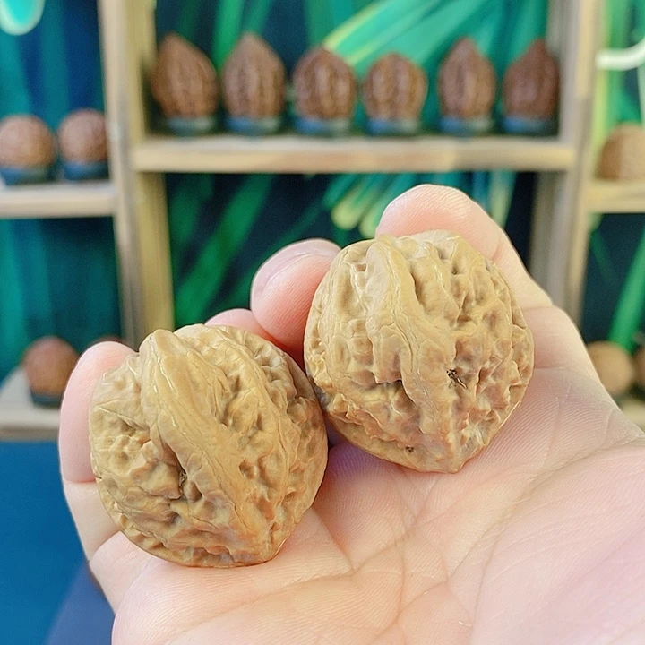 文玩核桃吊坠031八棱龙珠41