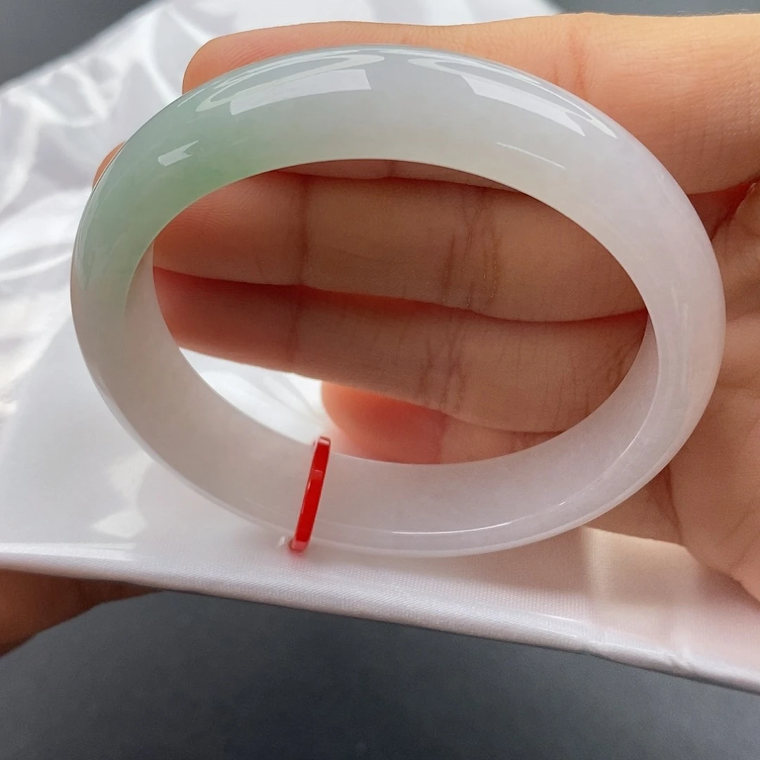 翡翠未镶嵌手镯（贵妃镯）5354