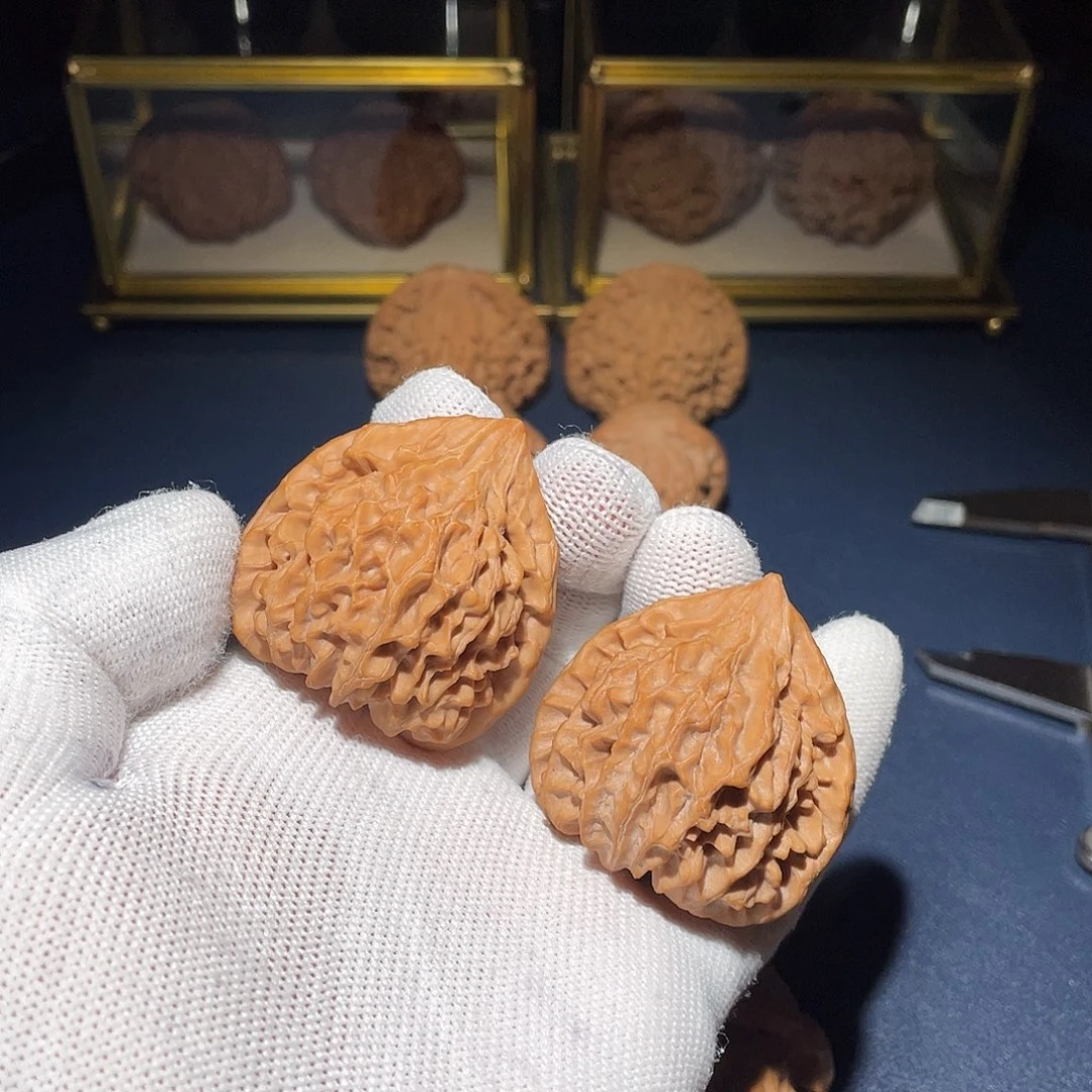 文玩核桃吊坠41.5龙门涧