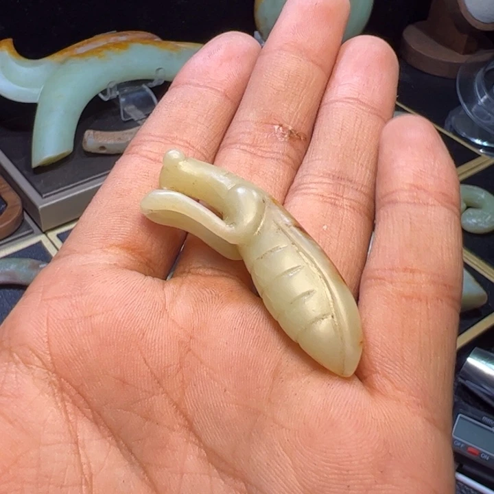 龍***观玉玉摆件螳螂器形