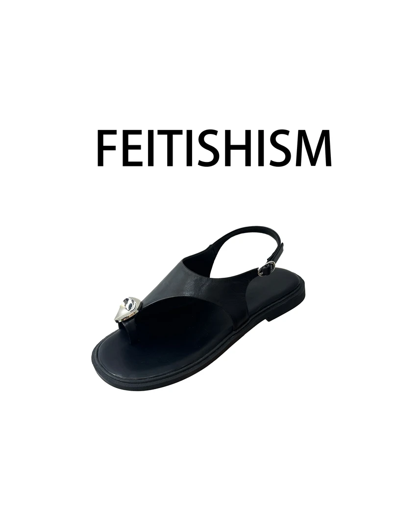 FEITISHISM一字扣带平底套趾凉鞋女2025夏季新款真皮夹趾露趾凉鞋