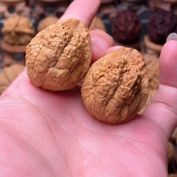 桃核把件金蟾塔……