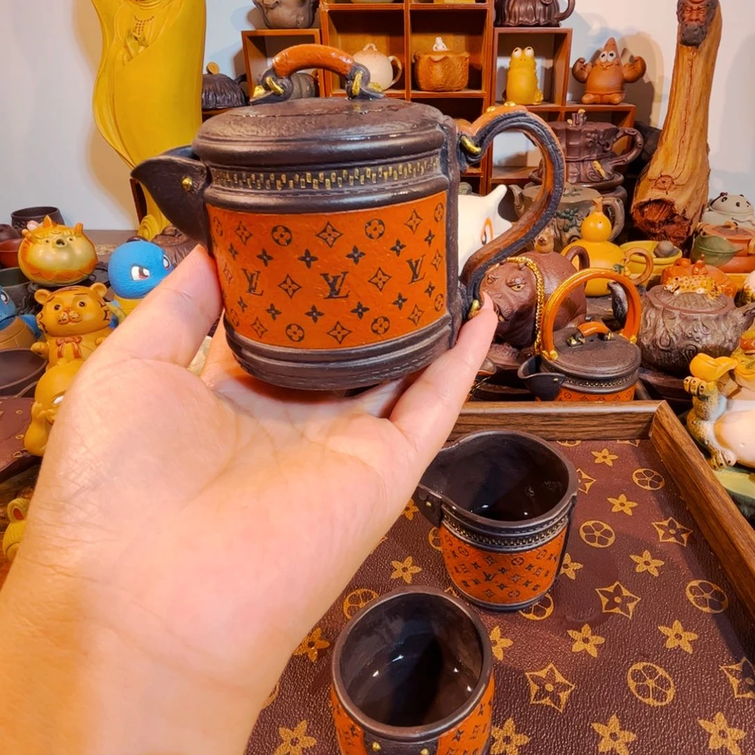 A***婷紫砂茶宠纯手工制作过程就是
