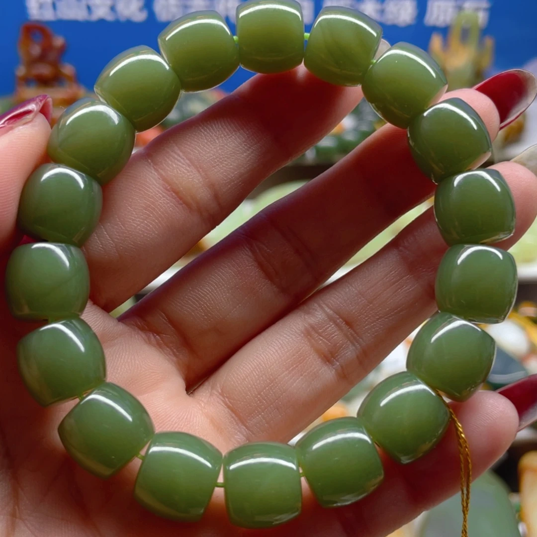 透闪石质玉未镶嵌手串