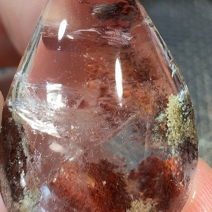 茶****水晶未镶嵌颈饰你