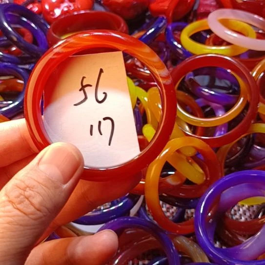 玛瑙/玉髓手镯未镶嵌