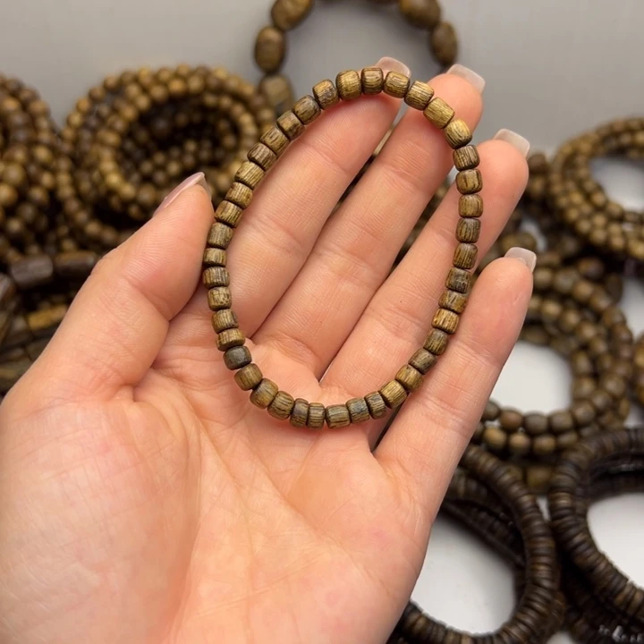 沉香碎屑沉香种植奇楠桶珠单圈