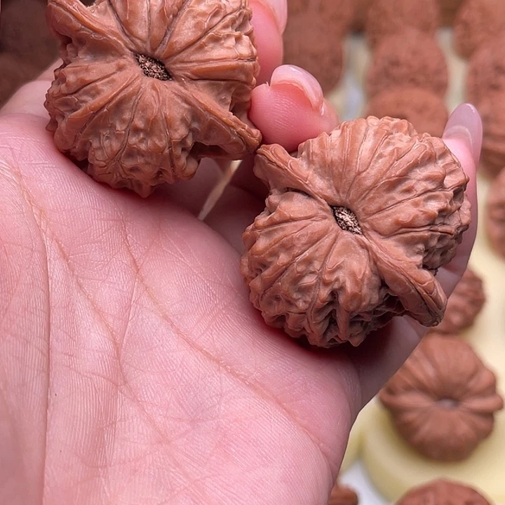 森***焙把件文玩核桃血麒麟40