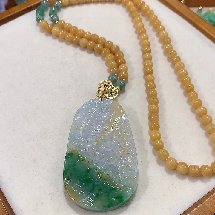 翡翠未镶嵌颈饰翡翠吊坠