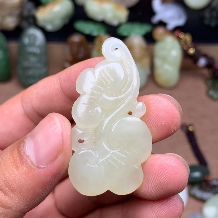 未镶嵌和田玉挂件