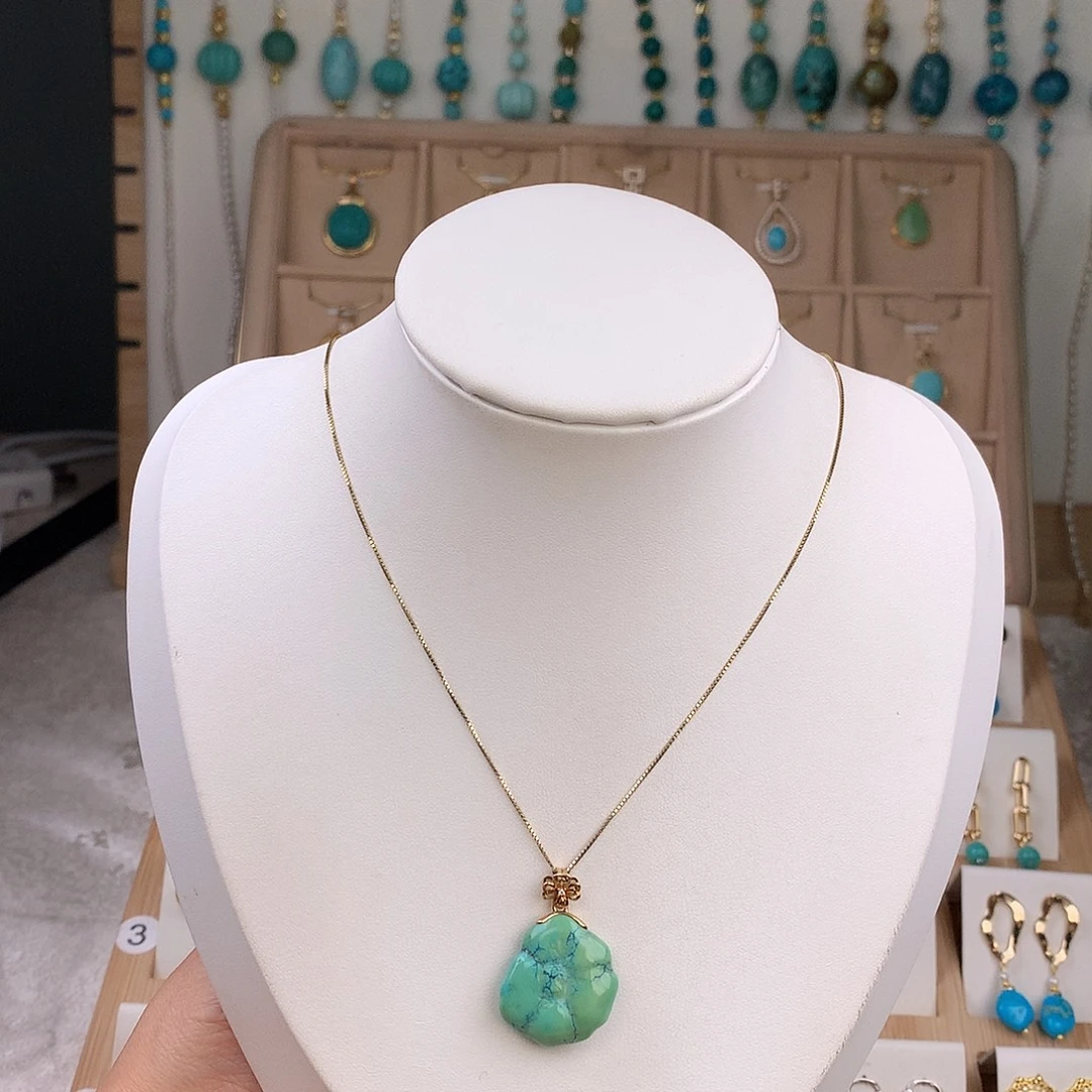 绿松石18K金镶嵌吊坠(不含链)