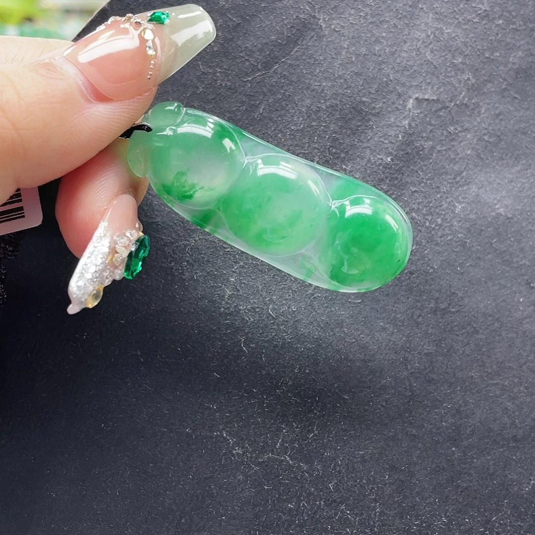 用***2未镶嵌手镯石英质玉